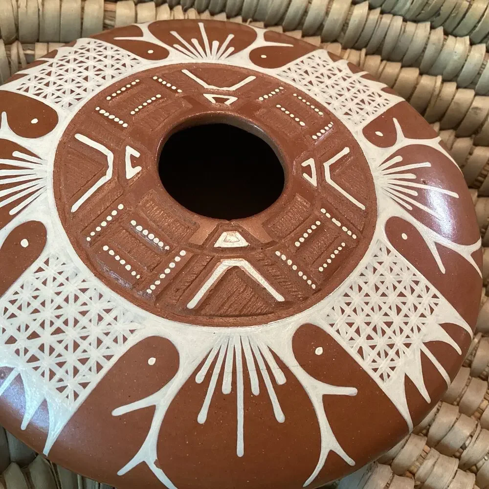 Angel Amaya | Traditional Designs | Mata Ortiz Pottery Seed Pot